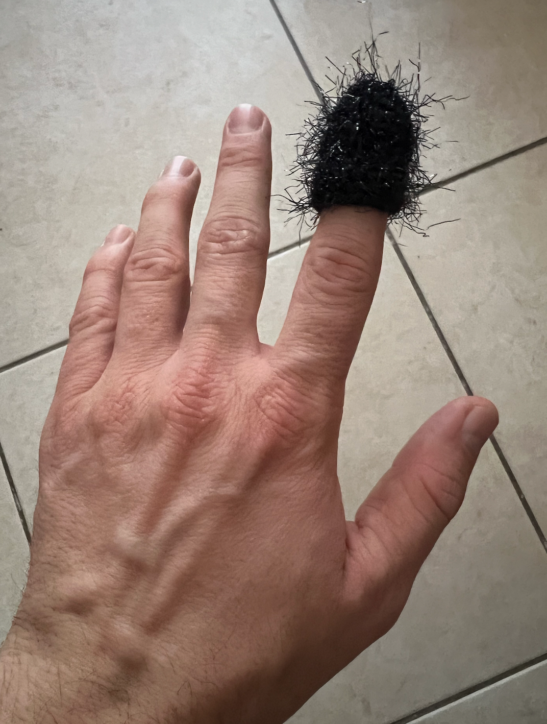 Stylish Finger Hat – Unique Mini Hat for Your Fingers