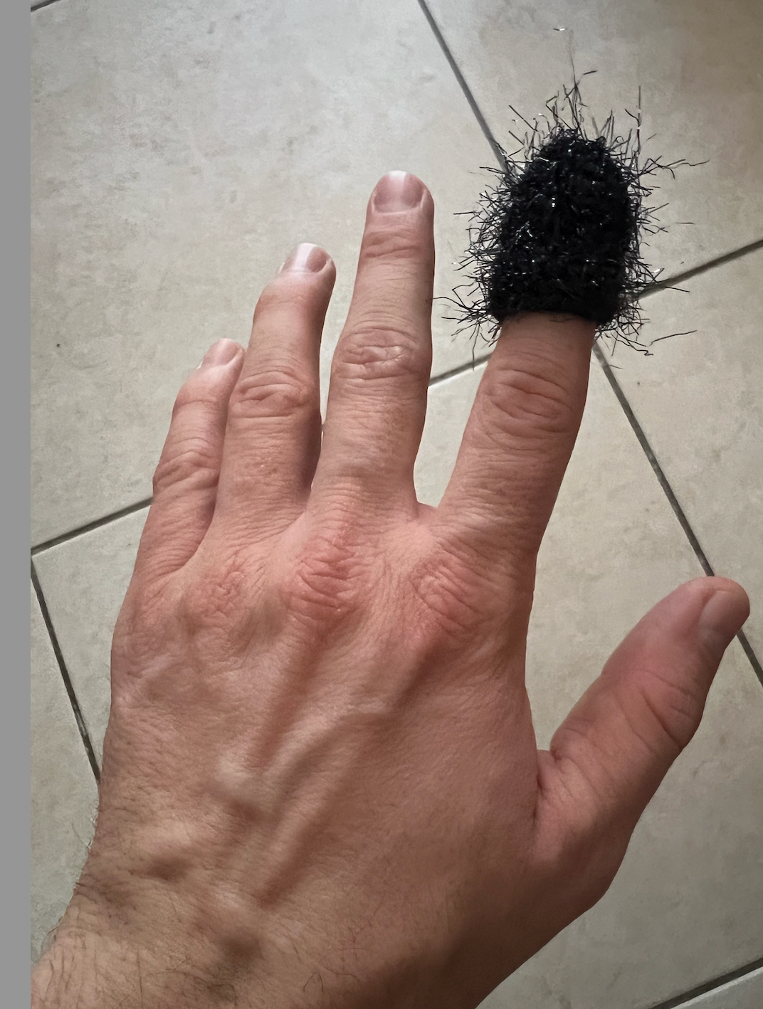 Stylish Finger Hat – Unique Mini Hat for Your Fingers